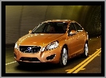 Volvo S-60, Tunel