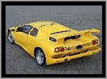 Zderzak, Lamborghini Diablo, Spojler